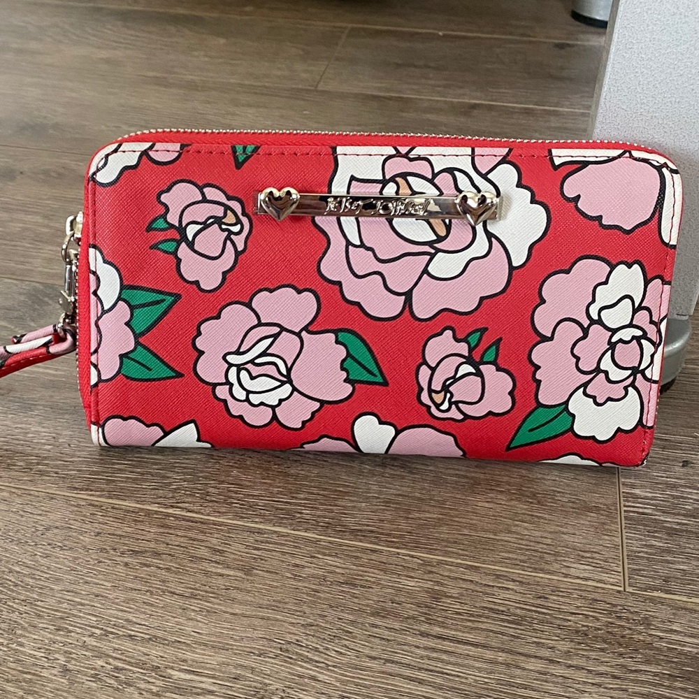 Betsey Johnson Red flower wallet wristlet clutch
